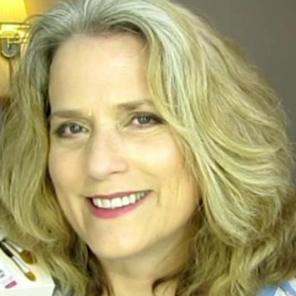 Meet your Posher, Mary - Picture 1 of 1